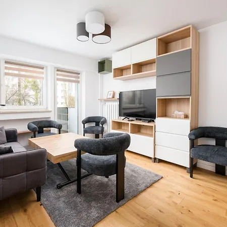 Bielany Modern By Bookinghost Lägenhet
