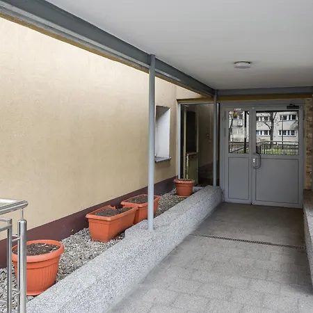 Bielany Modern By Bookinghost Lägenhet